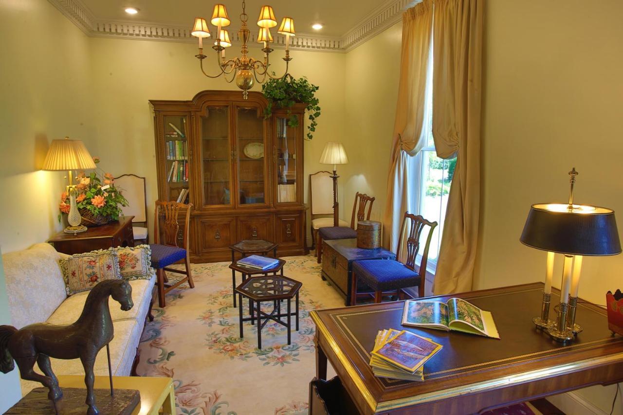 Inntiquity, A Country Inn Logansport Εξωτερικό φωτογραφία